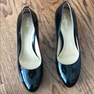 Cole Haan black patent pumps